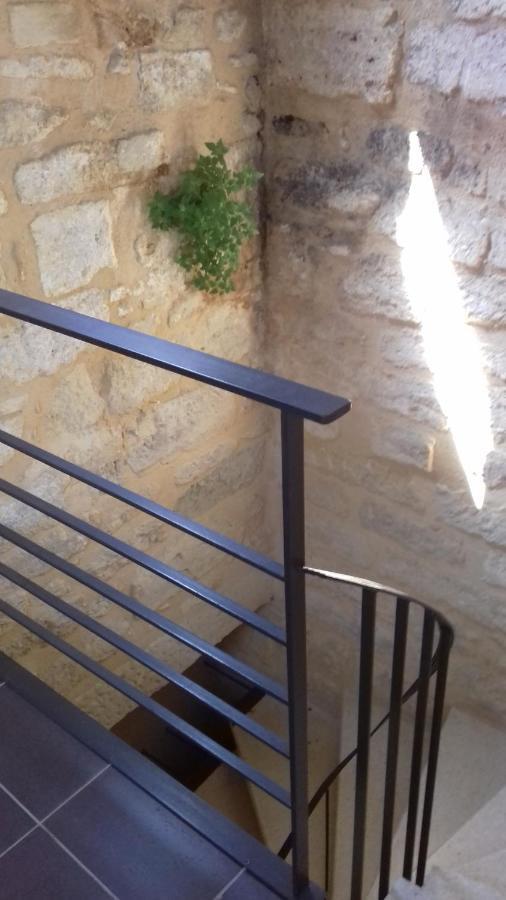 Apparts Place D'Austerlitz Nalie Uzes Exterior photo